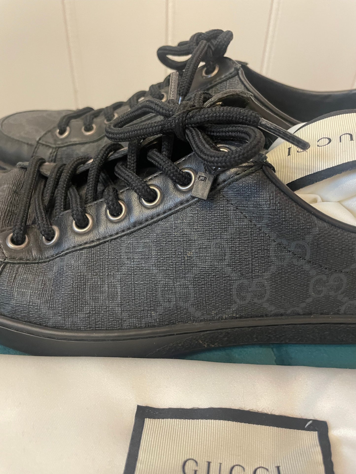 Gucci GG Supreme Black Trainers Size UK 5 NO BOX